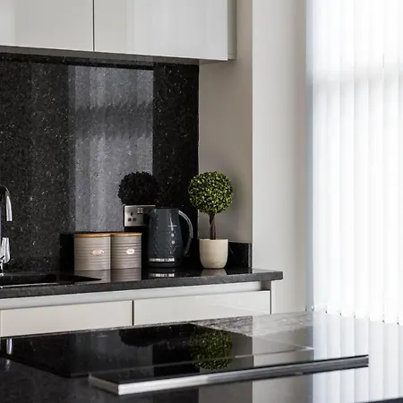Osprey Residence - Smart & Stylish Apartment In The Heart Of Kendal Exterior photo